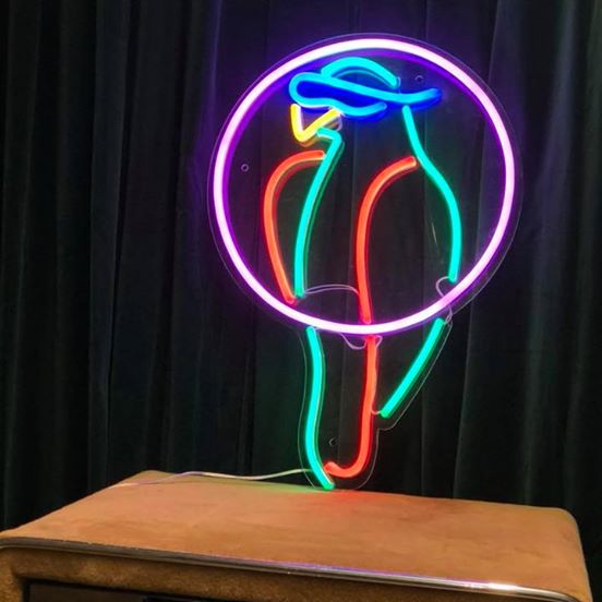 "Papegøye"LED NEONSKILT.