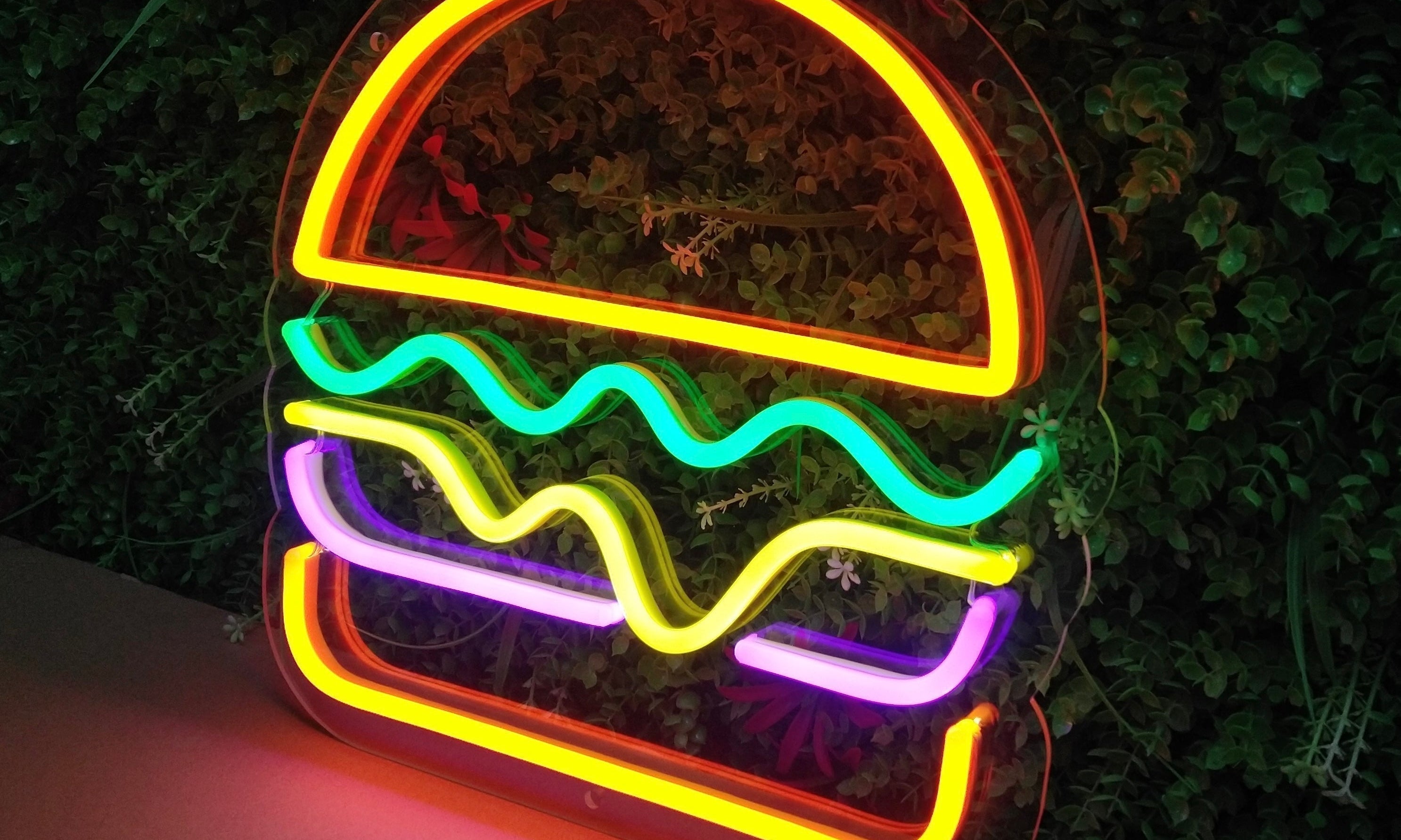 Neonskilt for bar og restaurant