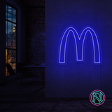 "M" LED NEONSKILT.
