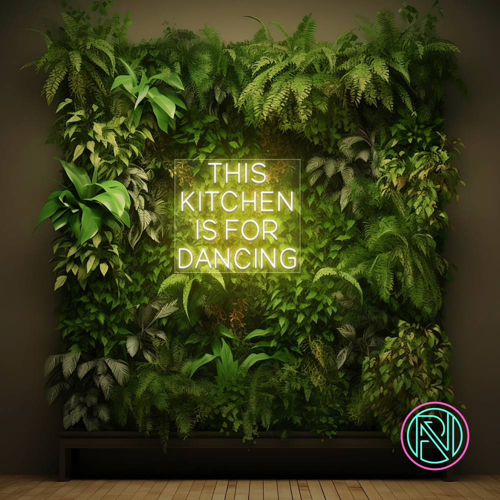 LED-neonskilt med tekst "THIS KITCHEN IS FOR DANCING" i lysegrønt lys