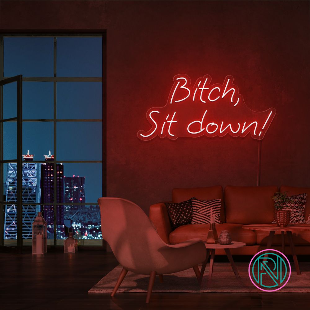 Gi interiøret en kant med 'bitch, sit down' led neon-skiltet. Dette dristige og uttrykksfulle skiltet er designet for å fange oppmerksomhet og skape en samtalestarter i ethvert forretningsmiljø. Velg favorittfargen din og gi bedriften din et unikt preg.