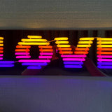 "LOVE" LED NEONSKILT. Speil.