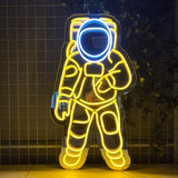 Neonskilt "SPACEMAN" Speil. Lemon yellow