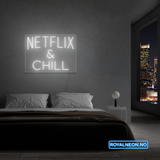 "NETFLIX & CHILL" LED NEONSKILT. Cool white.